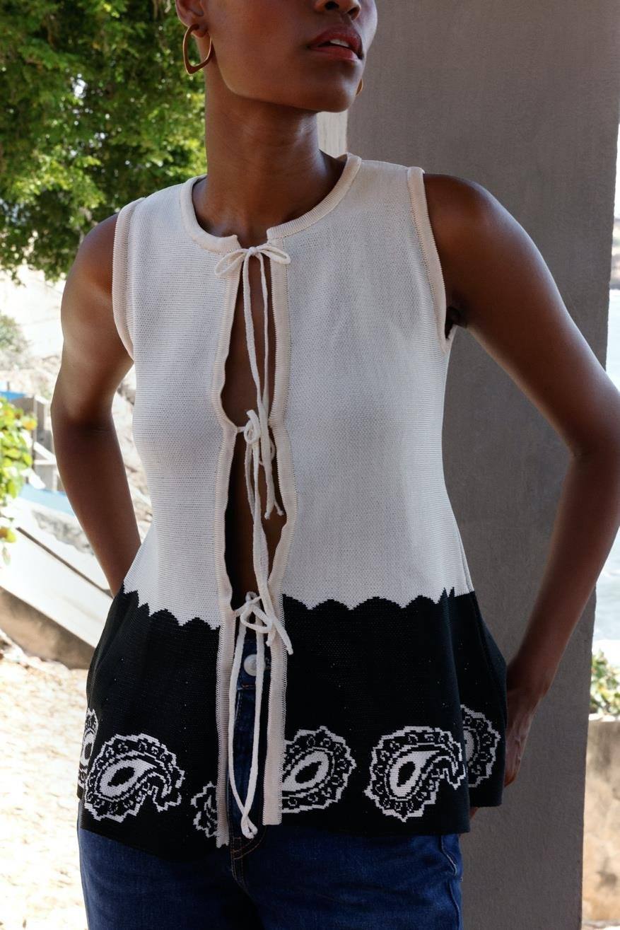 Top Alba Eterna Negro y Marfil
